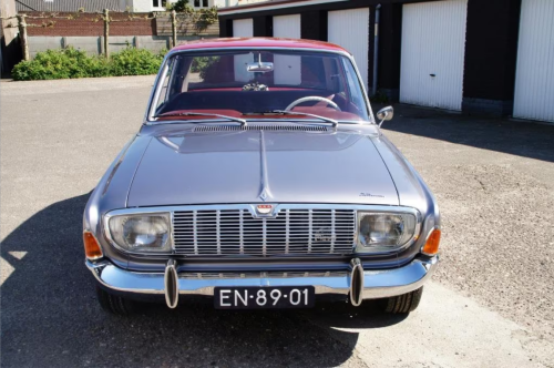 Ford-Taunus-17M-1